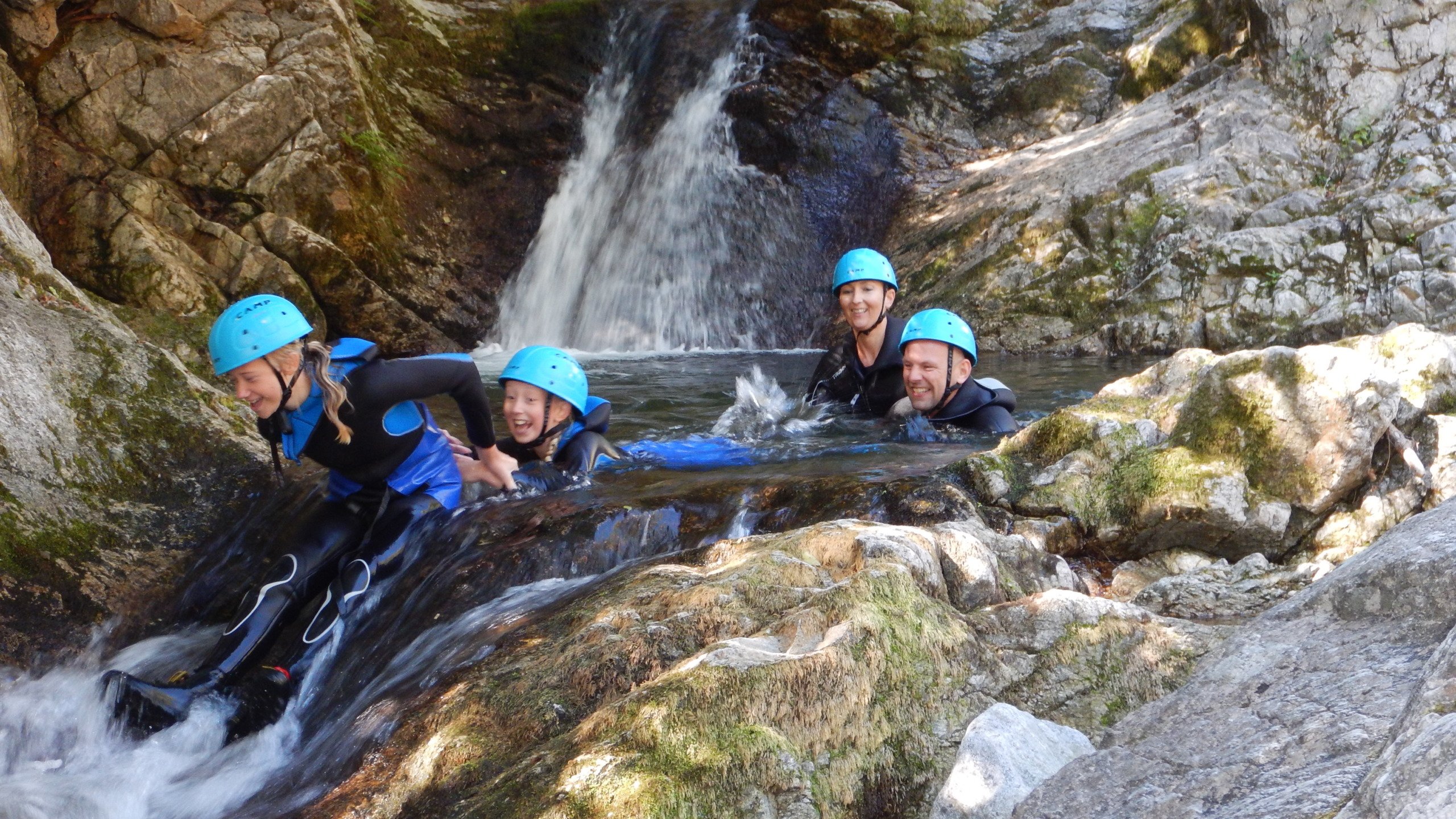 Canyoning famille ardèche