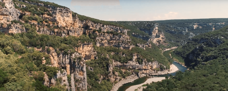 vue des gorges de l'Ardèche